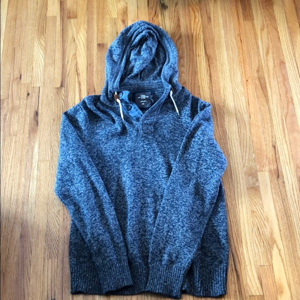 Men’s Hooded Sweater